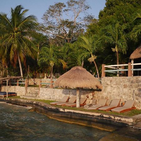 Villa Santuario Lake Front Oasis Бакалар Екстериор снимка