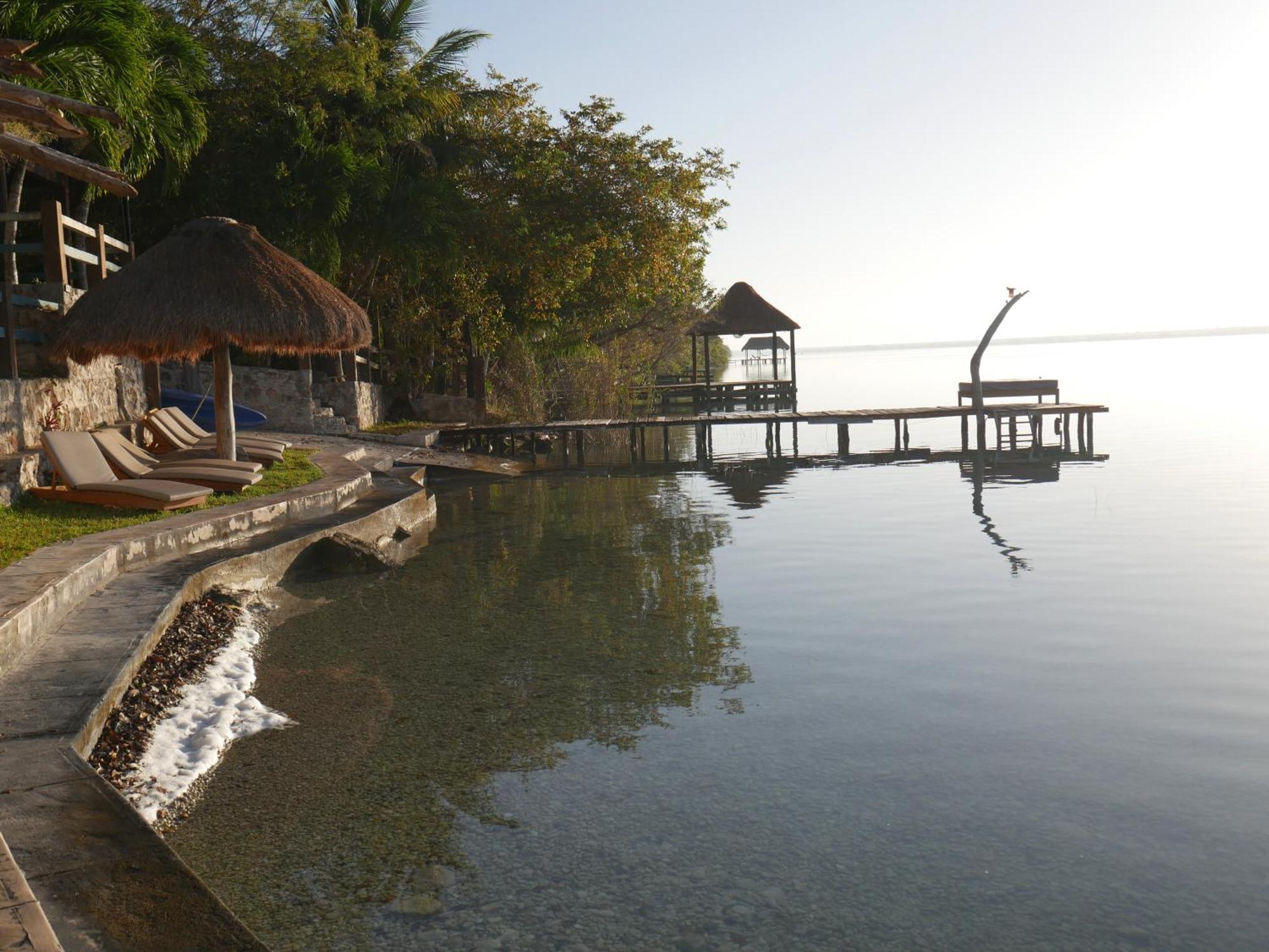 Villa Santuario Lake Front Oasis Бакалар Екстериор снимка