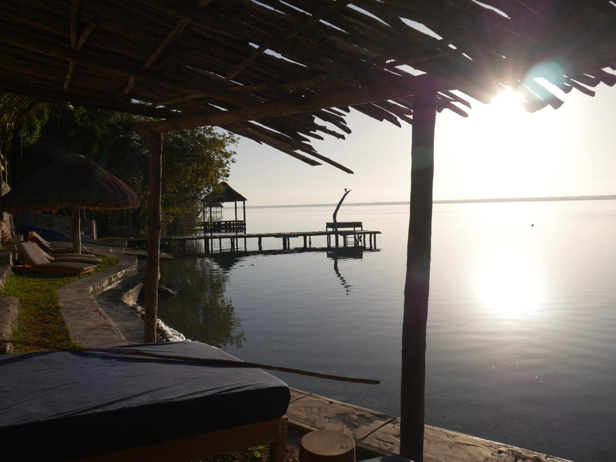 Villa Santuario Lake Front Oasis Бакалар Екстериор снимка